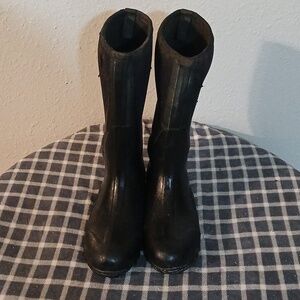 Black Tall Rain Boots: Women!
